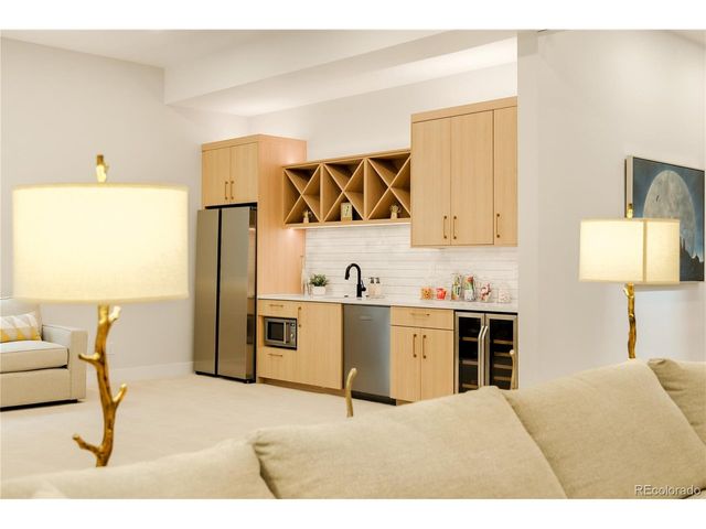 111 S Clermont St, Denver, CO 80246