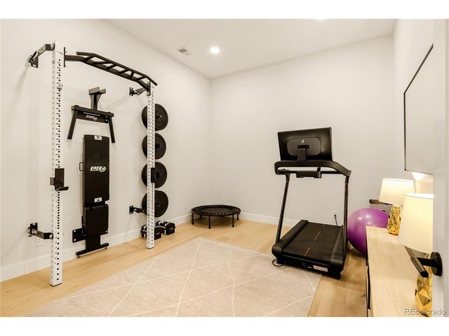 111 S Clermont St, Denver, CO 80246