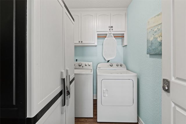 218 Sea Oats Drive, Surfside Beach, TX 77541