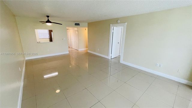 8350 Sands Point Blvd E204, Tamarac, FL 33321