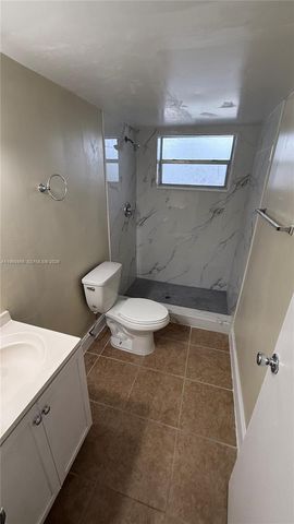 8350 Sands Point Blvd E204, Tamarac, FL 33321