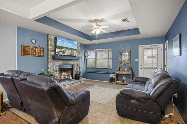 2708 Cedarhill Street, Granbury, TX 76048