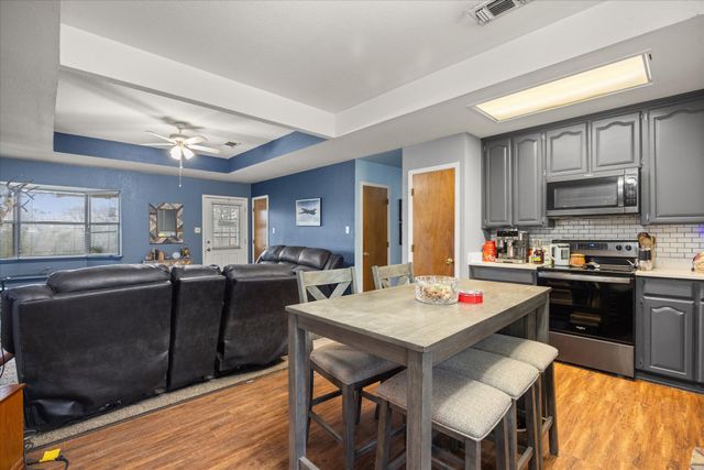 2708 Cedarhill Street, Granbury, TX 76048