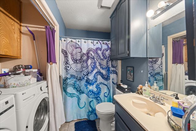 2708 Cedarhill Street, Granbury, TX 76048