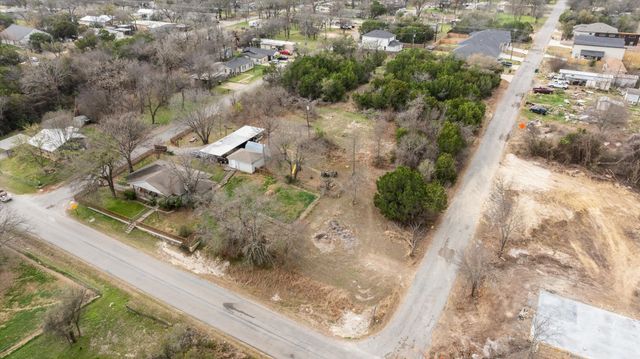 2708 Cedarhill Street, Granbury, TX 76048