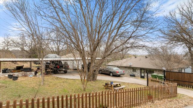 2708 Cedarhill Street, Granbury, TX 76048