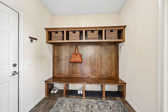 643 Parkside Court, Eagan, MN 55123