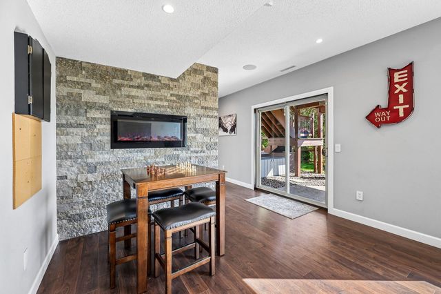 643 Parkside Court, Eagan, MN 55123