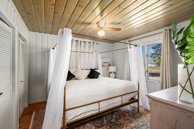 3140 Mingo Trail, Indian River, MI 49749