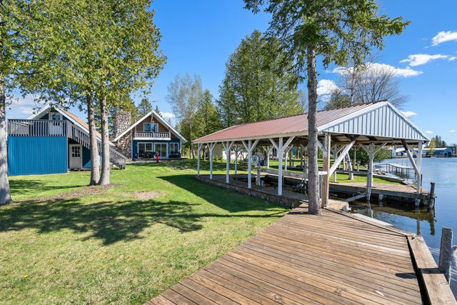 3140 Mingo Trail, Indian River, MI 49749