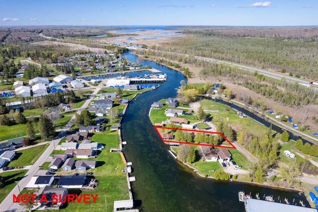 3140 Mingo Trail, Indian River, MI 49749