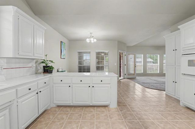 2509 Kingsley Lane, Oklahoma City, OK 73128