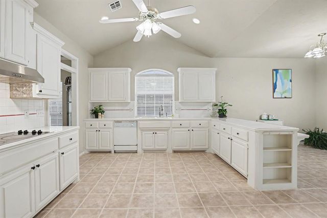 2509 Kingsley Lane, Oklahoma City, OK 73128