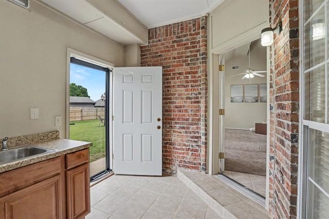 2509 Kingsley Lane, Oklahoma City, OK 73128