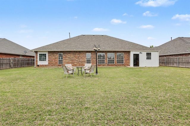 2509 Kingsley Lane, Oklahoma City, OK 73128