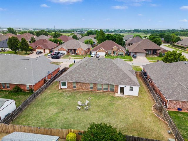 2509 Kingsley Lane, Oklahoma City, OK 73128