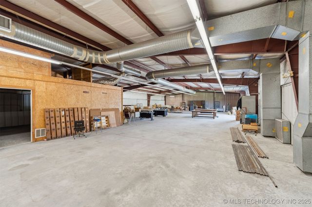 400 E Industrial Boulevard S, Inola, OK 74036