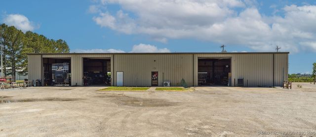 400 E Industrial Boulevard S, Inola, OK 74036