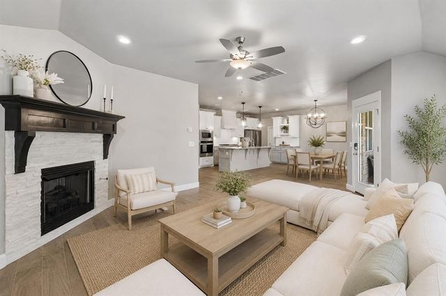 8209 NW 151st Terrace, Edmond, OK 73013