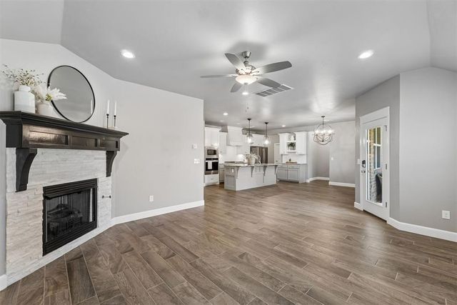 8209 NW 151st Terrace, Edmond, OK 73013