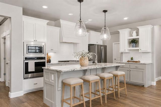 8209 NW 151st Terrace, Edmond, OK 73013