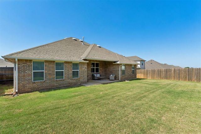8209 NW 151st Terrace, Edmond, OK 73013