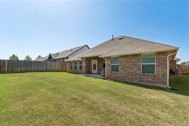 8209 NW 151st Terrace, Edmond, OK 73013