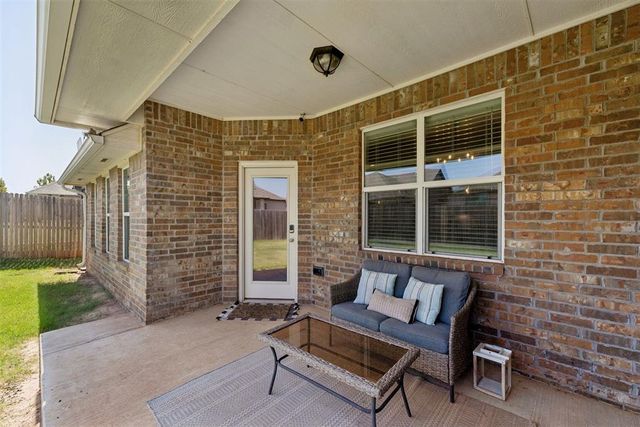 8209 NW 151st Terrace, Edmond, OK 73013