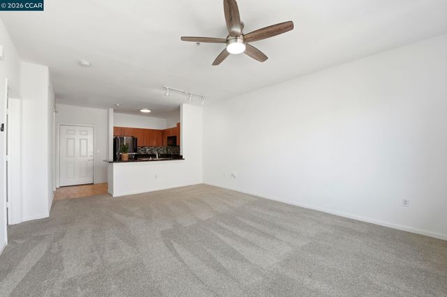 1060 S 3Rd St 202, San Jose, CA 95112