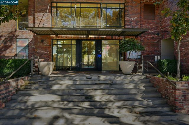 1060 S 3Rd St 202, San Jose, CA 95112