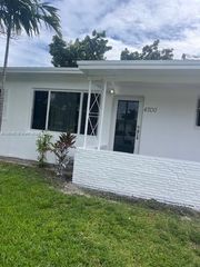 4700 SW 7th St House, Miami, FL 33134