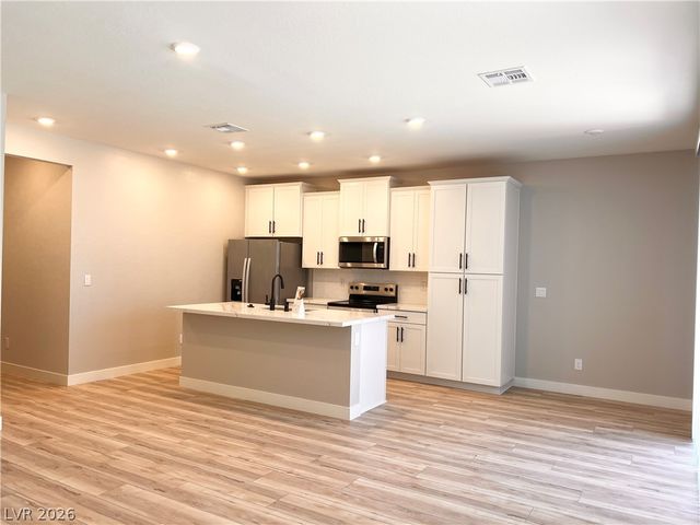 3232 Lahontan Street, North Las Vegas, NV 89032
