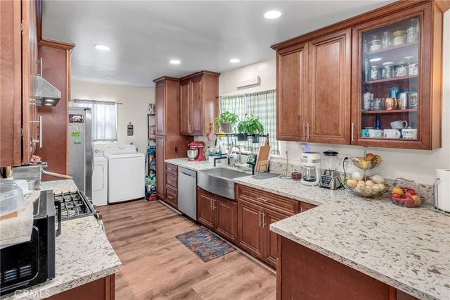 6861 Naomi Avenue, Buena Park, CA 90620