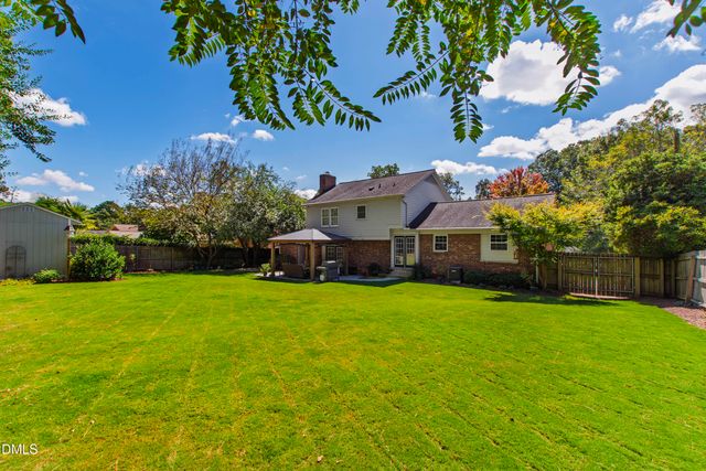 1001 Pebblebrook Drive, Raleigh, NC 27609