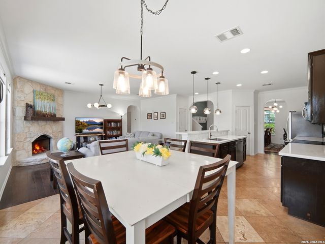 25611 Preserve Crest, San Antonio, TX 78261