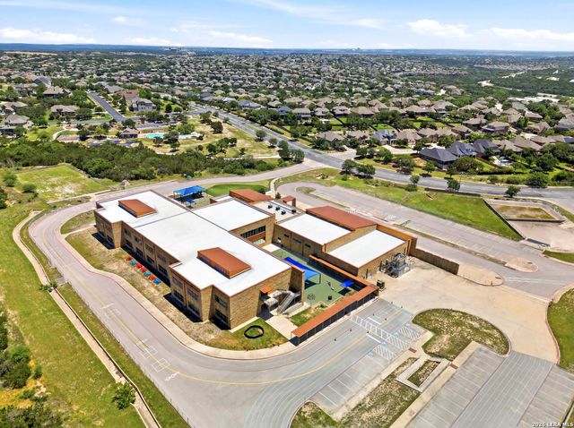 25611 Preserve Crest, San Antonio, TX 78261