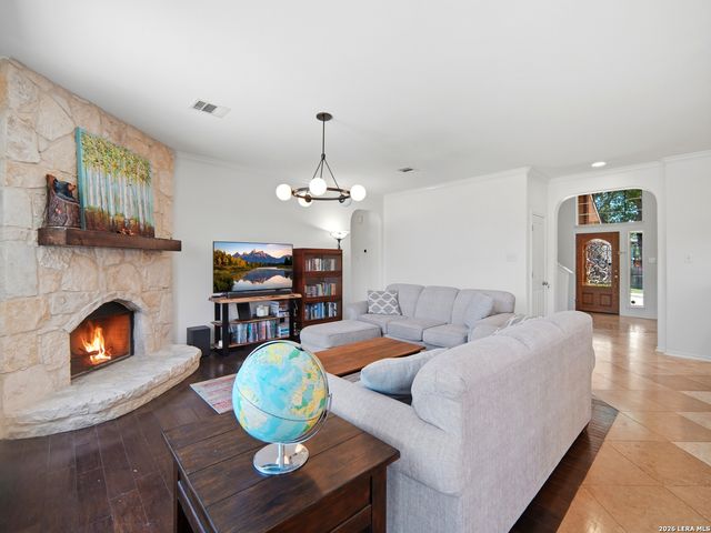 25611 Preserve Crest, San Antonio, TX 78261