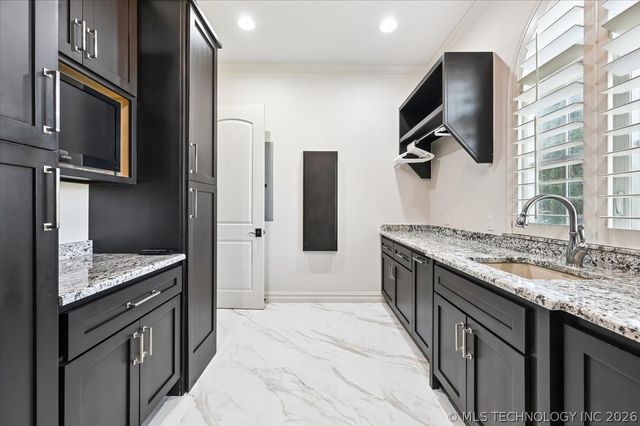 4209 S Nogal Avenue, Broken Arrow, OK 74011