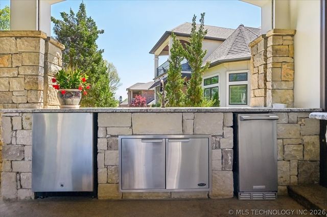 4209 S Nogal Avenue, Broken Arrow, OK 74011