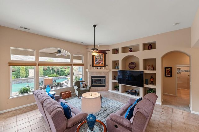 4617 Via Altura, Modesto, CA 95357