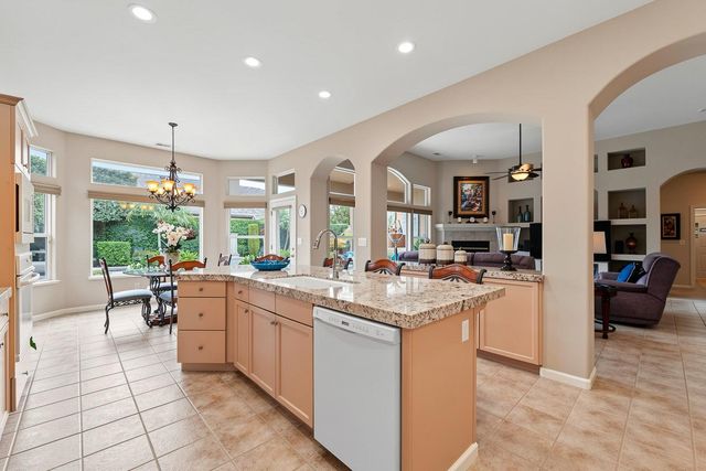 4617 Via Altura, Modesto, CA 95357