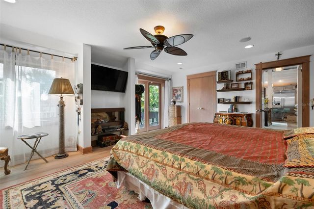 213 OAK AVENUE, Anna Maria, FL 34216