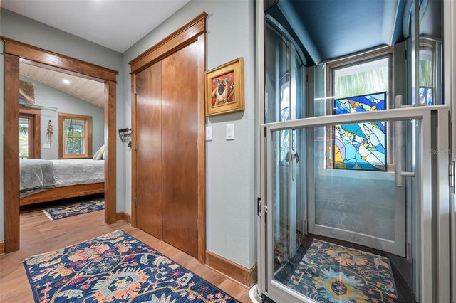 213 OAK AVENUE, Anna Maria, FL 34216