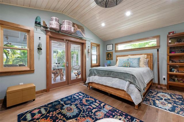 213 OAK AVENUE, Anna Maria, FL 34216