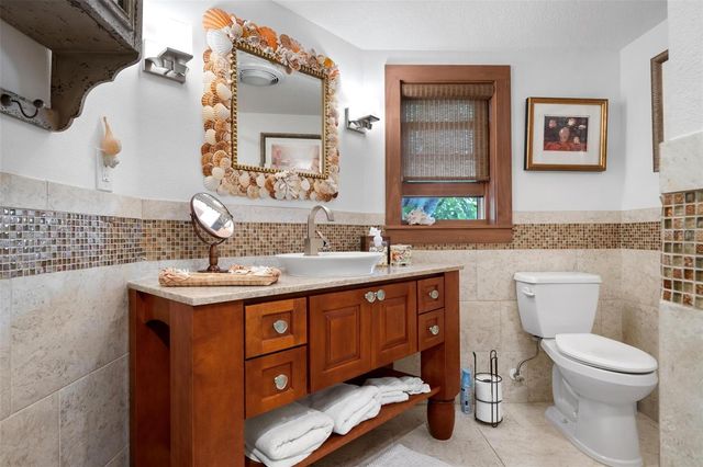 213 OAK AVENUE, Anna Maria, FL 34216