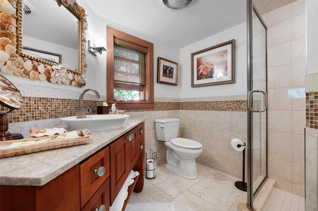 213 OAK AVENUE, Anna Maria, FL 34216