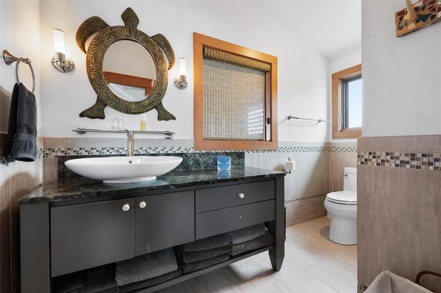 213 OAK AVENUE, Anna Maria, FL 34216