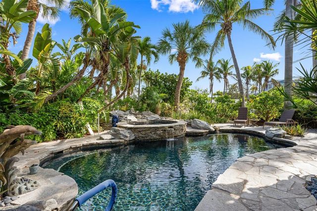 213 OAK AVENUE, Anna Maria, FL 34216