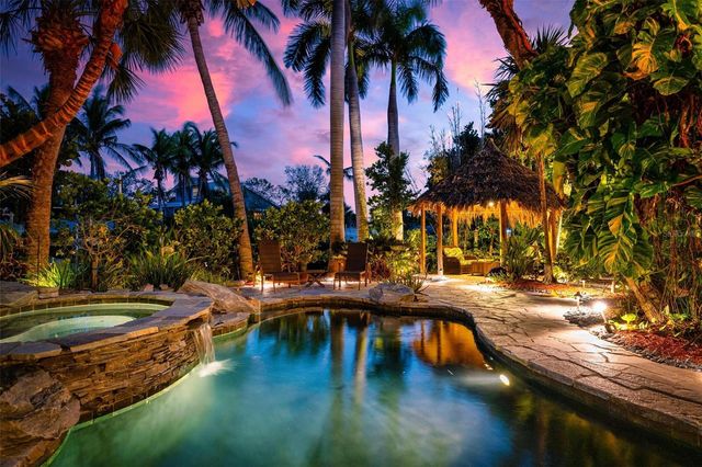 213 OAK AVENUE, Anna Maria, FL 34216