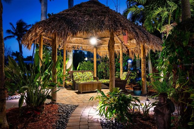 213 OAK AVENUE, Anna Maria, FL 34216